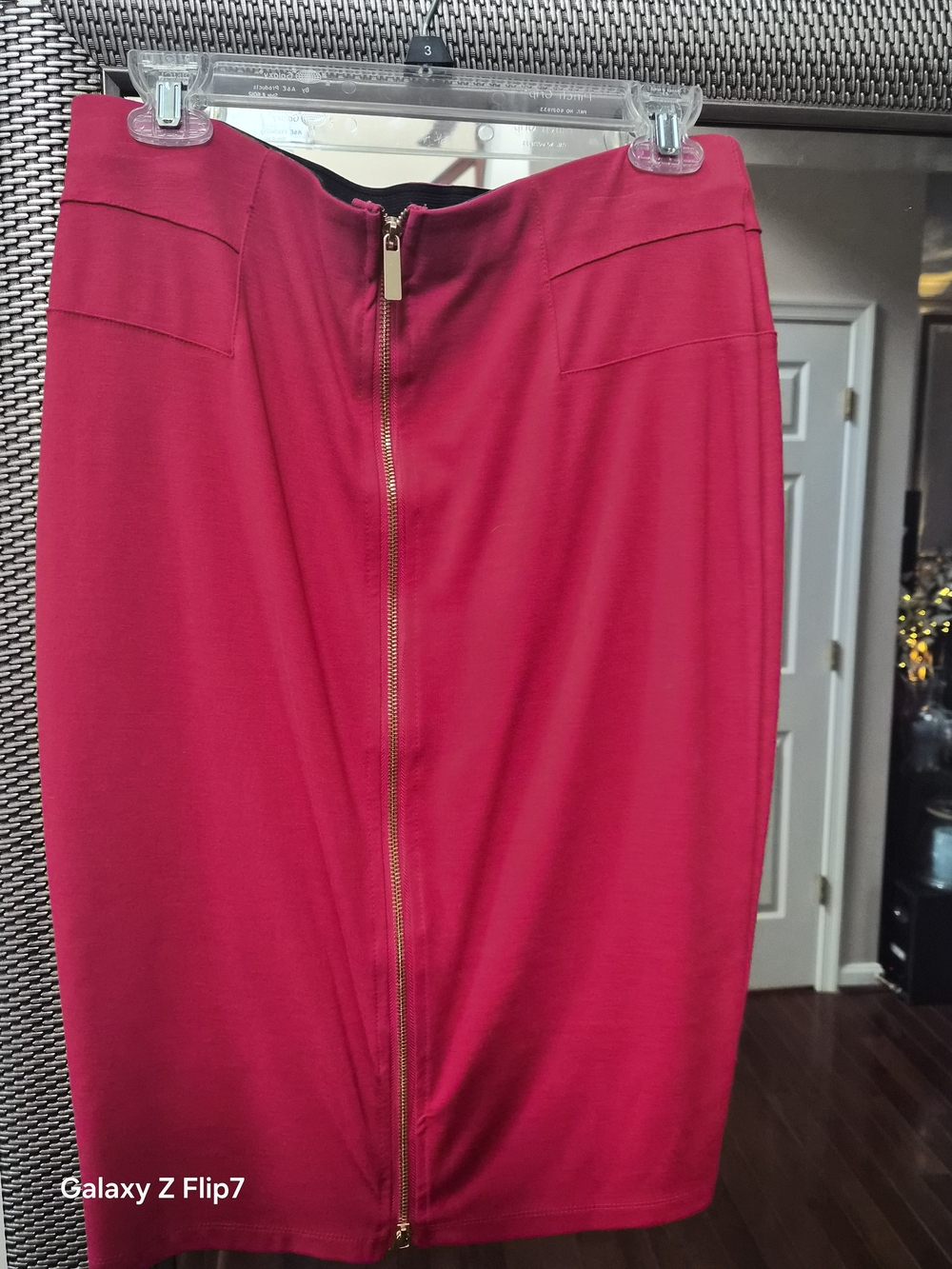 Zip-Front High-Waist Pencil Skirt in Fuchsia